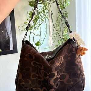 Coach Chelsea Optic Turnlock